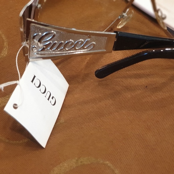 SOLD  NWOT  AUTHENTIC GUCCI SUNGLASSES - Picture 3 of 8